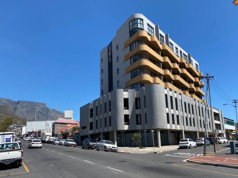 1 Bedroom Property for Sale in Woodstock Western Cape